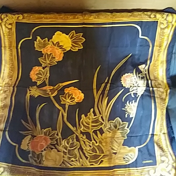 Scarf - Picture 1 of 1